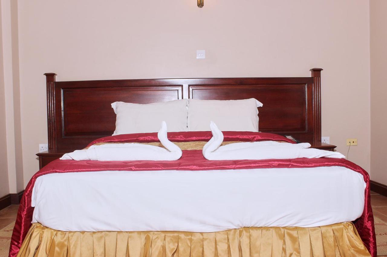 The Congress Hotel Accra Exterior photo
