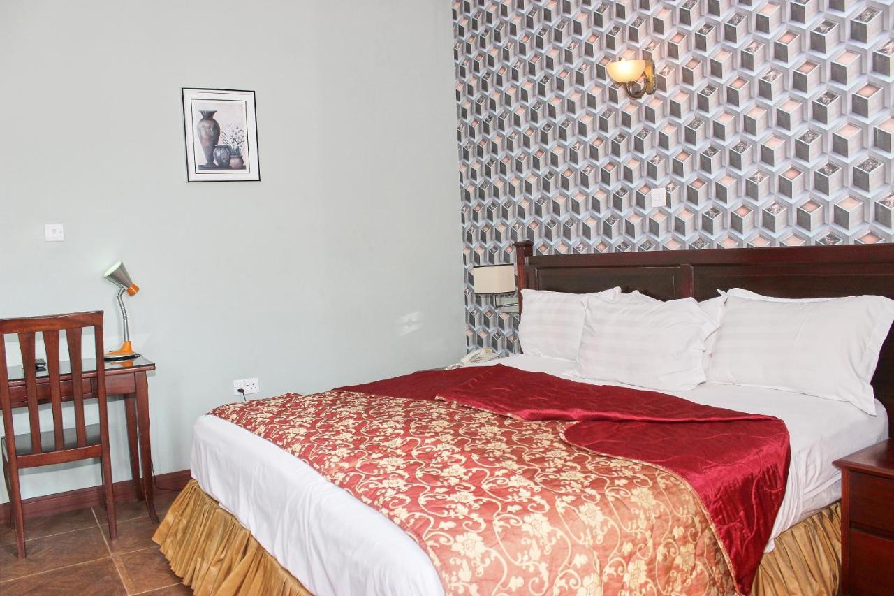 The Congress Hotel Accra Exterior photo